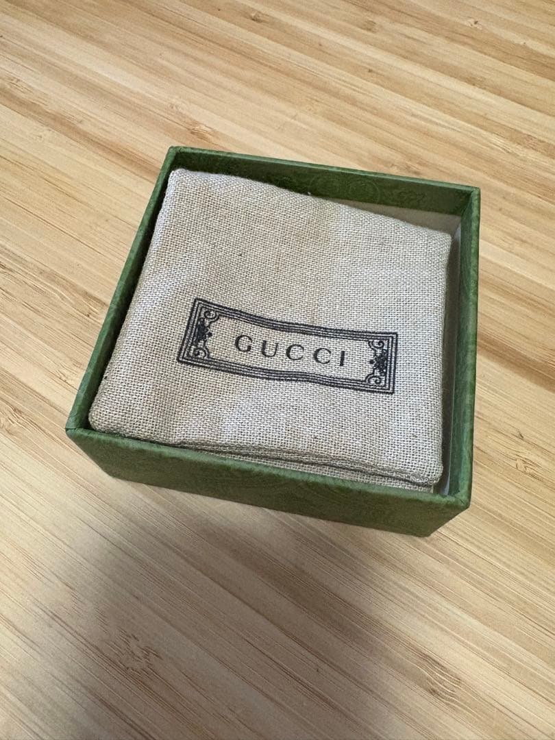 GUCCI エナメル チェーンブレスレット ロゴプレート付 AG925