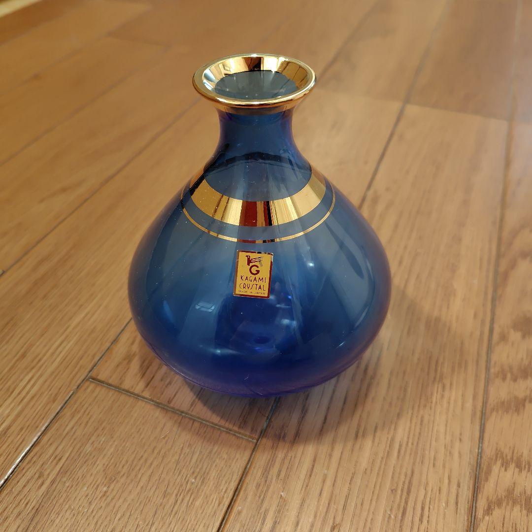 KAGAMI CRYSTAL 青色花瓶　ガラス　花入れ