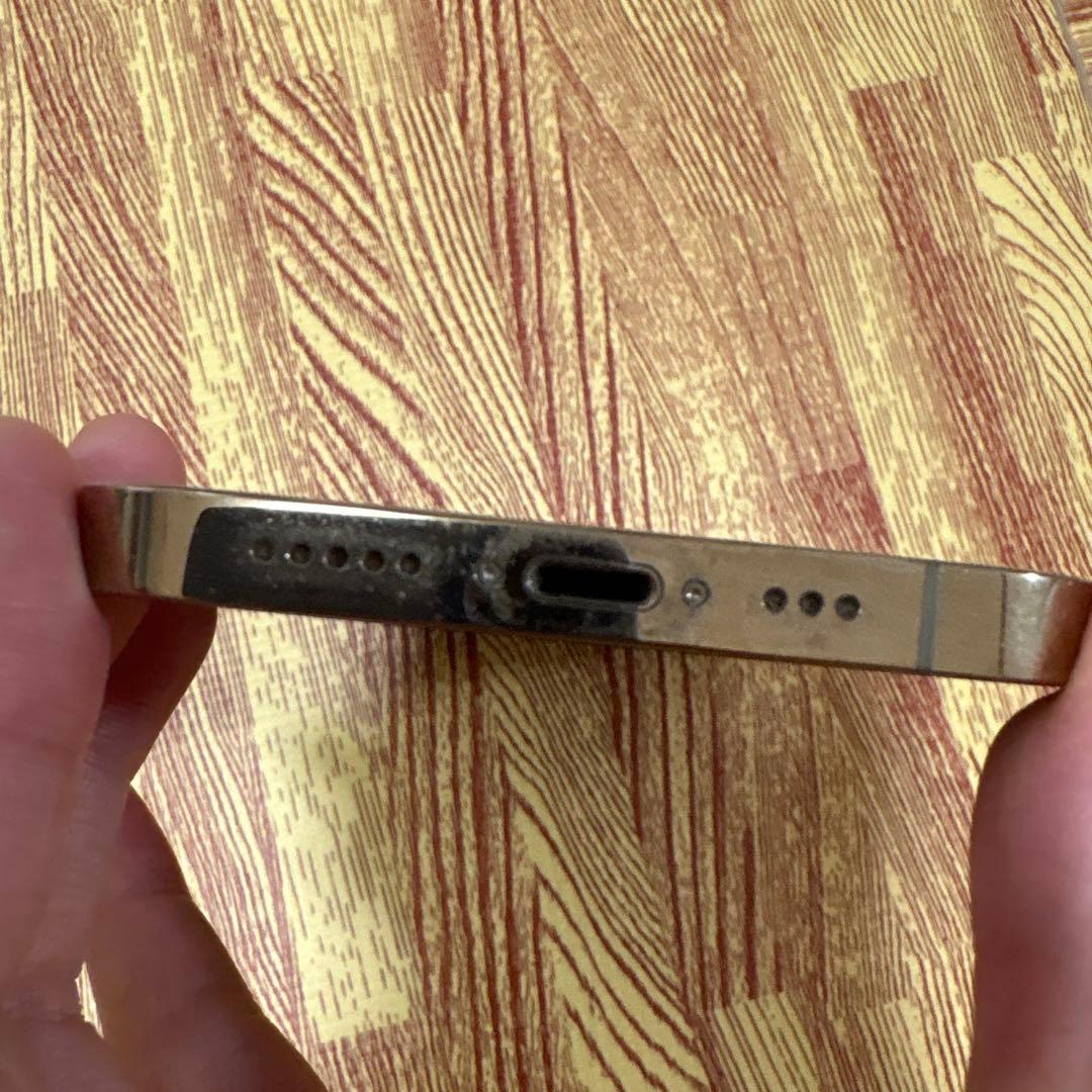 iPhone12プロ