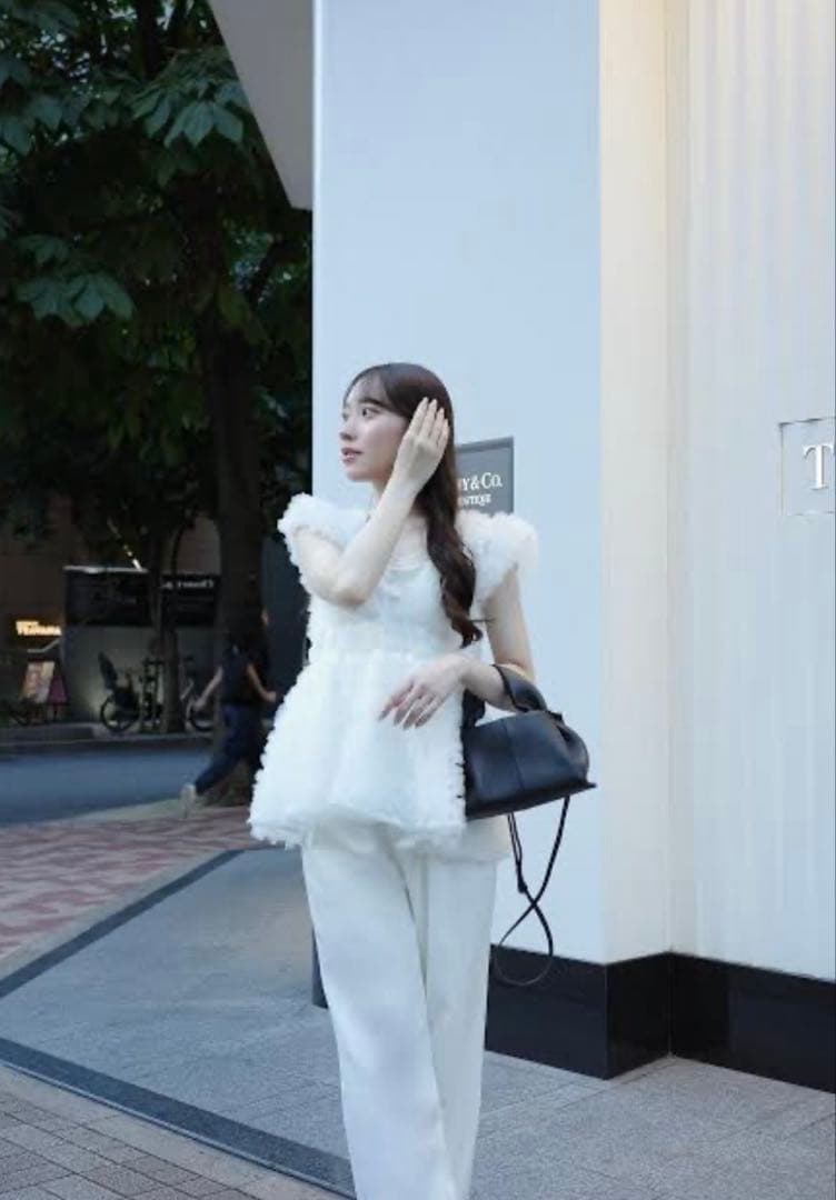 【タグ付き】polauraフラワーぺプラムバックリボンチュニック 新品