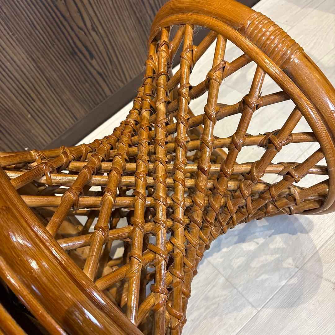 回転　ヴィンテージ 螺旋状ラタンスツール 籐 ラウンド 丸椅子 レトロ