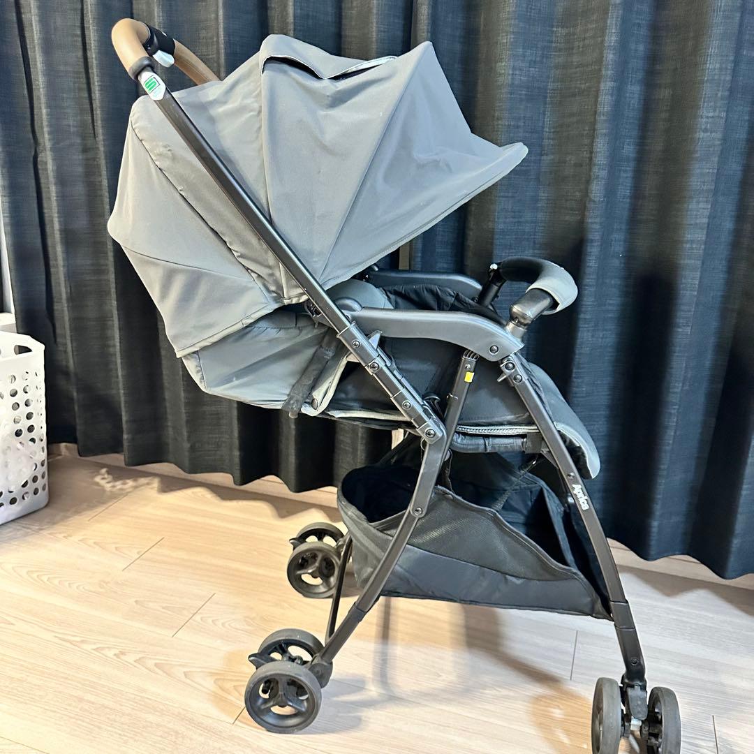 Aprica アプリカ　グレー ベビーカー 折りたたみ式　カルーンエアー