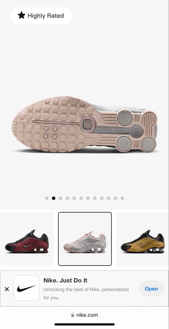Nike Shox ピンク スニーカー