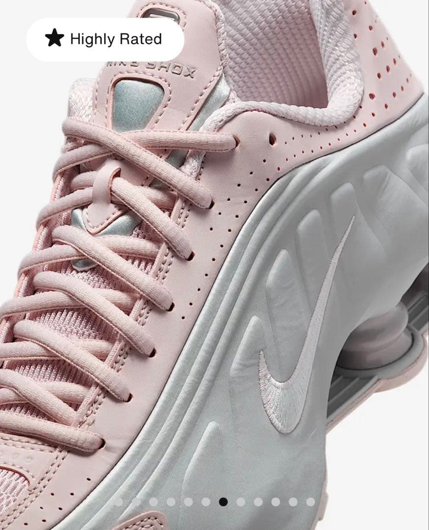 Nike Shox ピンク スニーカー