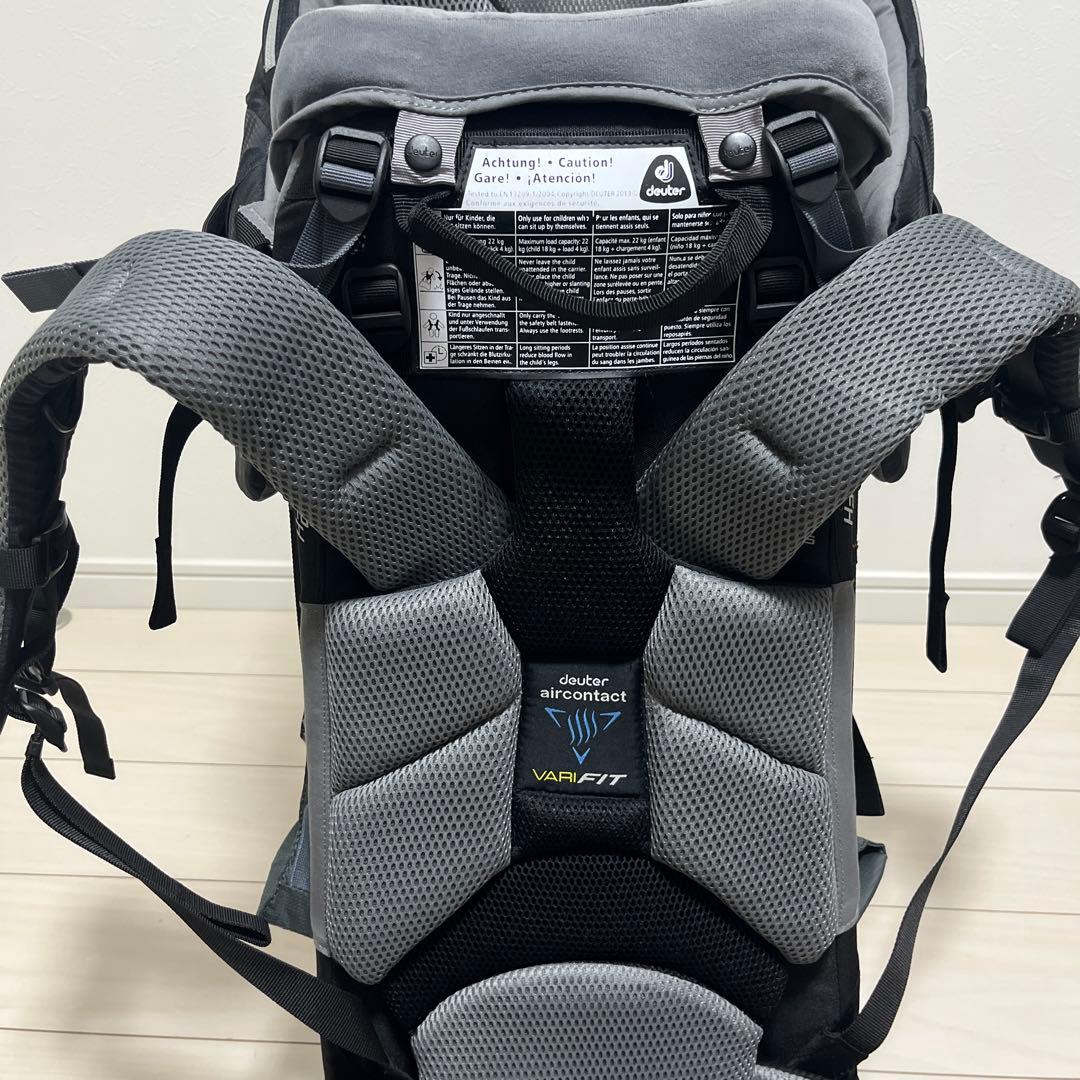deuter Kid Comfort III ブラック/グレー