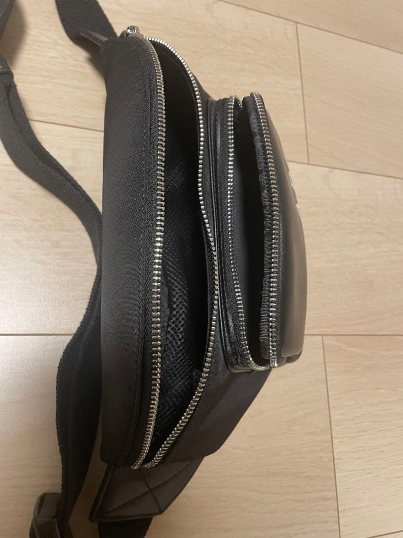 A.P.C ボディバッグ