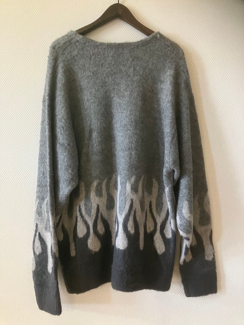 【新品】NOISESCAPE炎模様 Vネックカーディガン M グレー