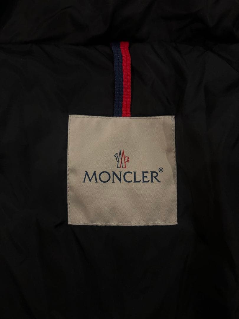 MONCLER 黒 ダウンジャケット ウエストリボン付き