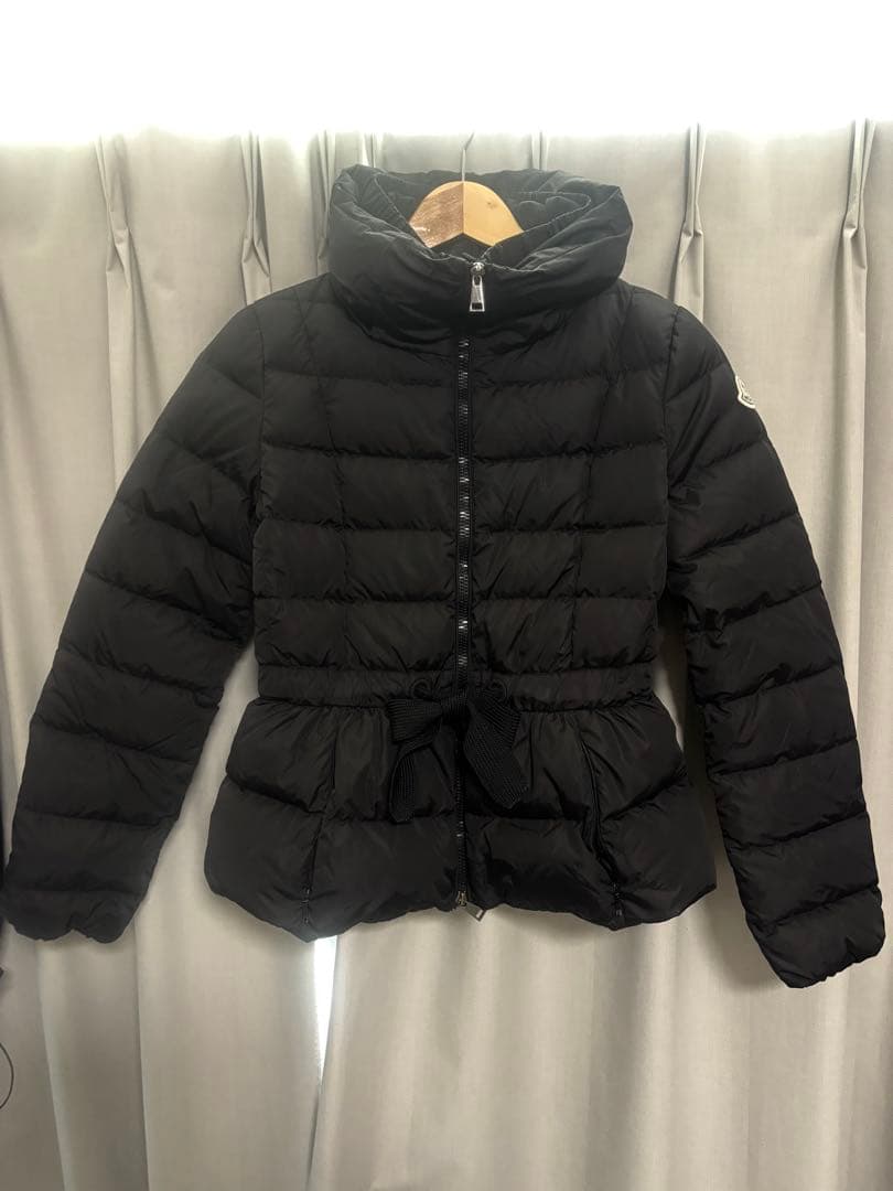 MONCLER 黒 ダウンジャケット ウエストリボン付き