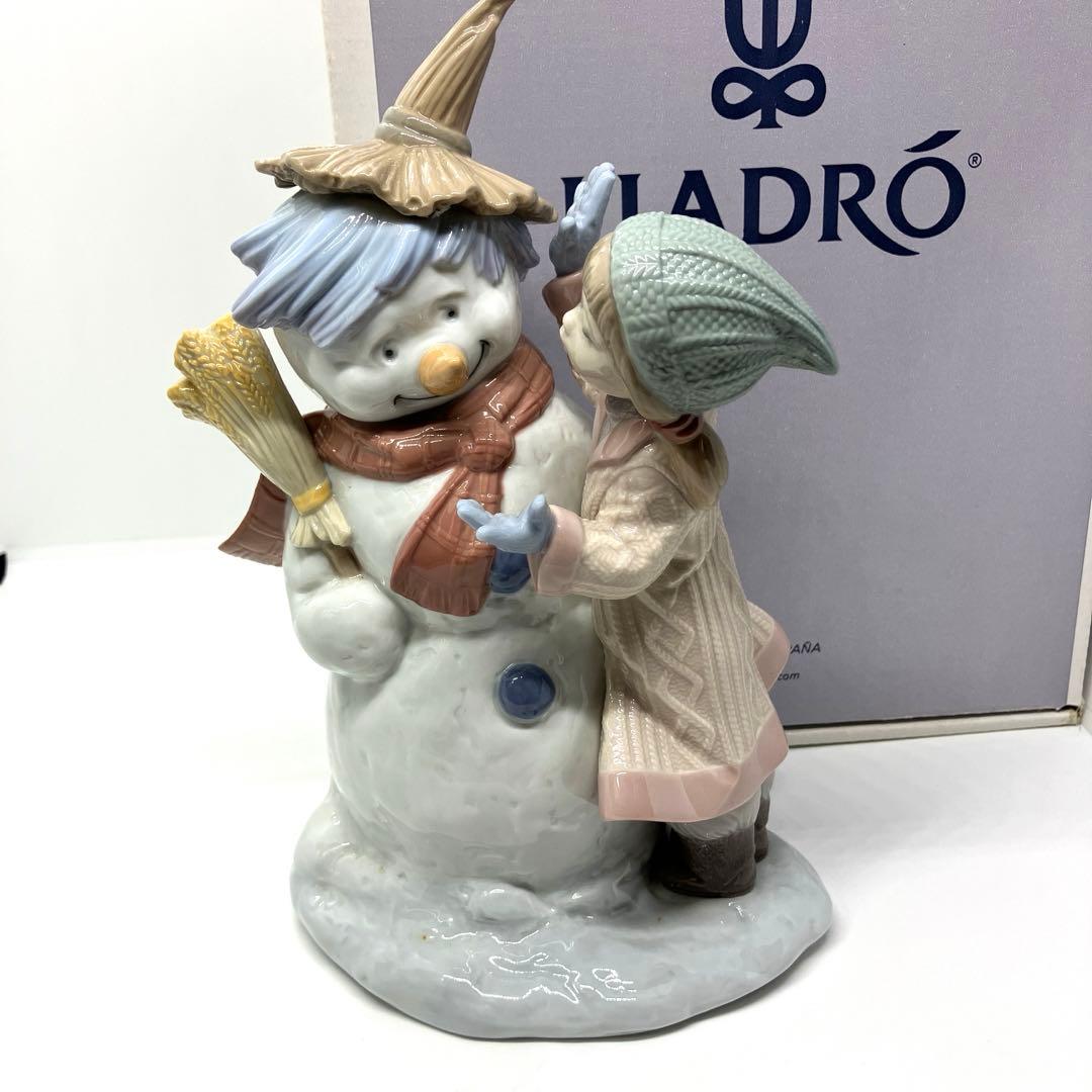 LLADRO リヤドロ おしゃべりしましょう クリスマス フィギリン 8168