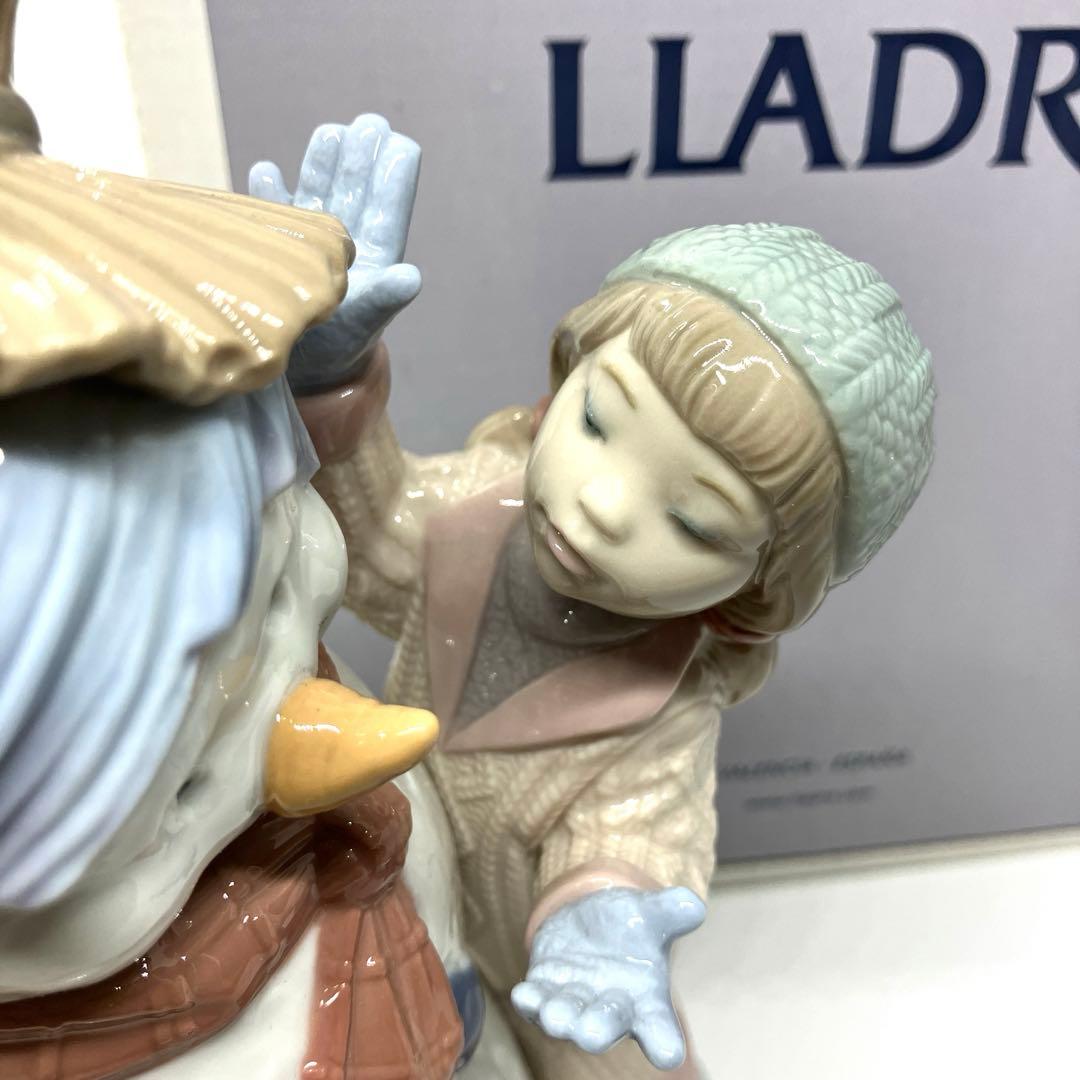 LLADRO リヤドロ おしゃべりしましょう クリスマス フィギリン 8168