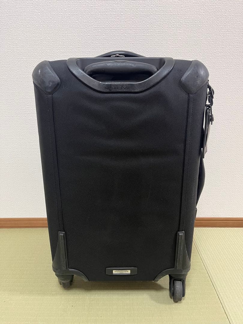 TUMI ブラック キャリーケース 4輪
