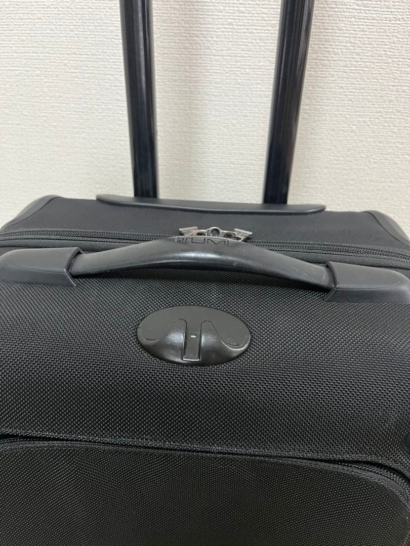 TUMI ブラック キャリーケース 4輪
