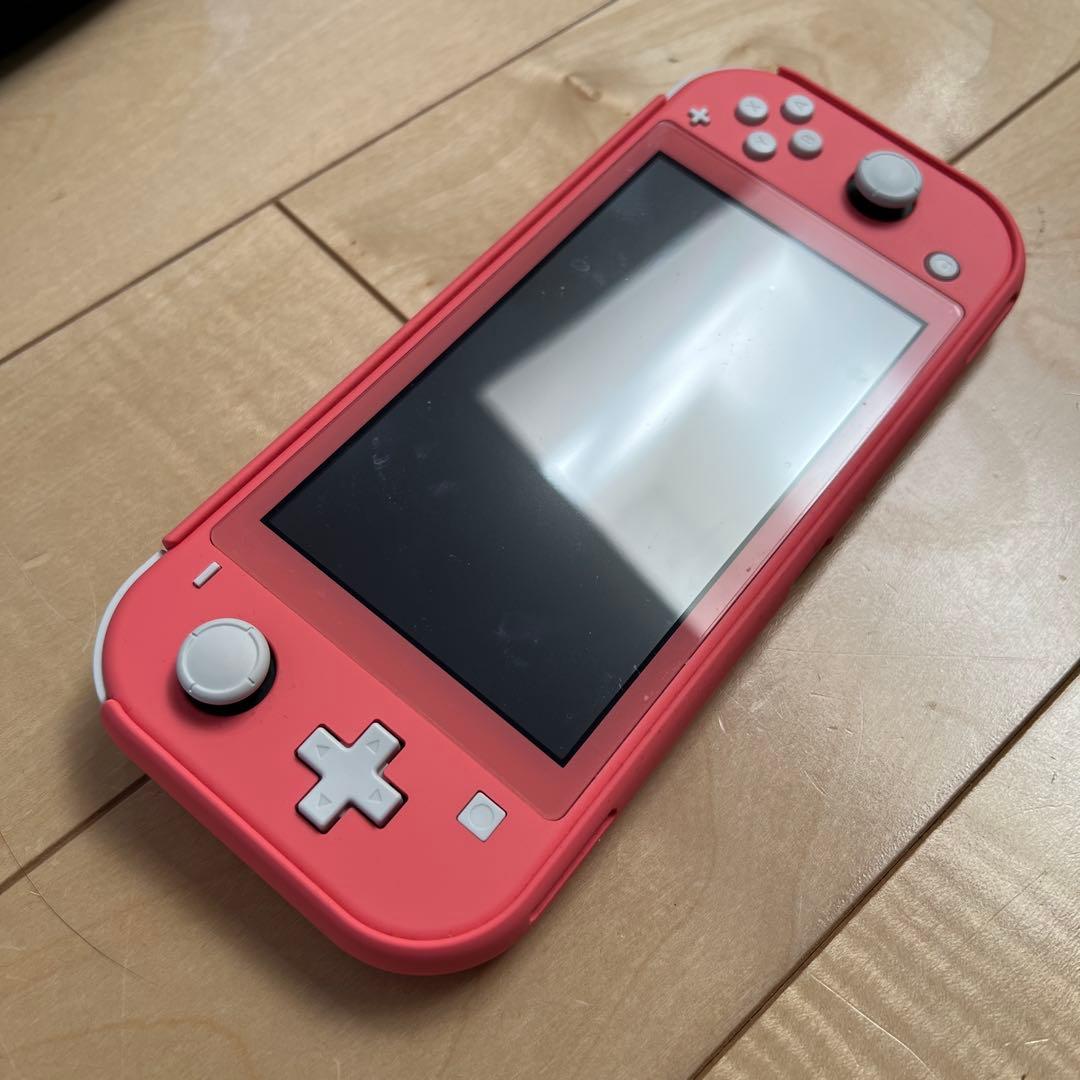 美品Nintendo Switch Lite ピンク 本体とケース付き
