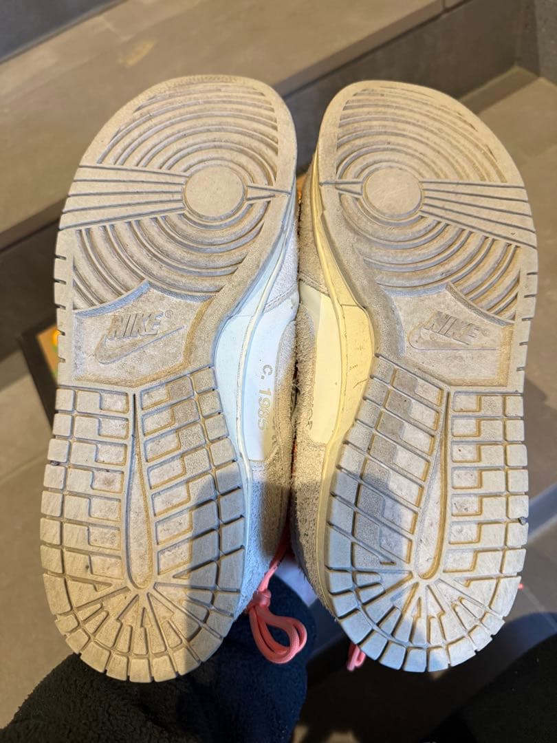 Off-White × Nike Dunk Low \"Lot.19\"