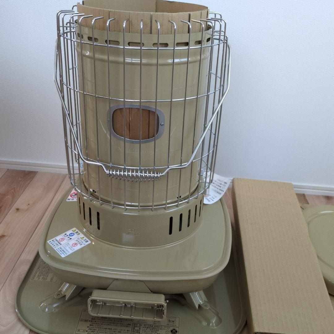 未使用品 キャプテンスタッグ✕ コロナ 石油ストーブ キャンプ SL-51CSA