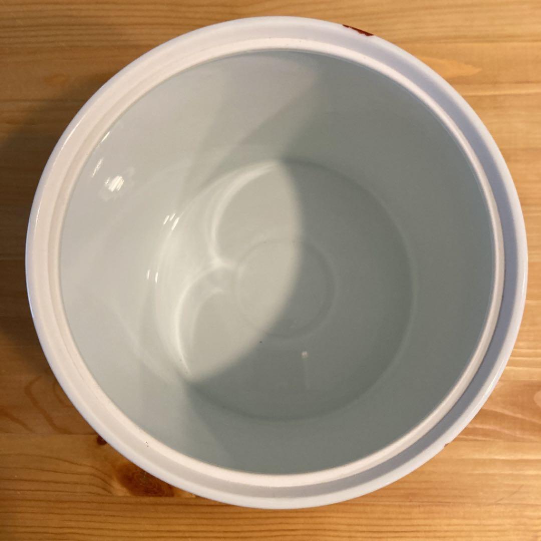 伊万里焼　磁器のごみ箱　猫と梅