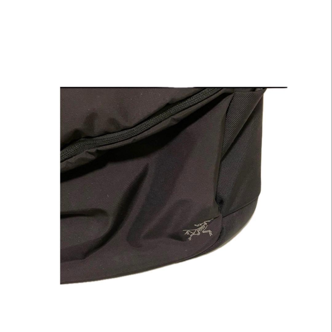 【廃盤】 Arc’teryx メッセンジャーバッグ ミストラル 16