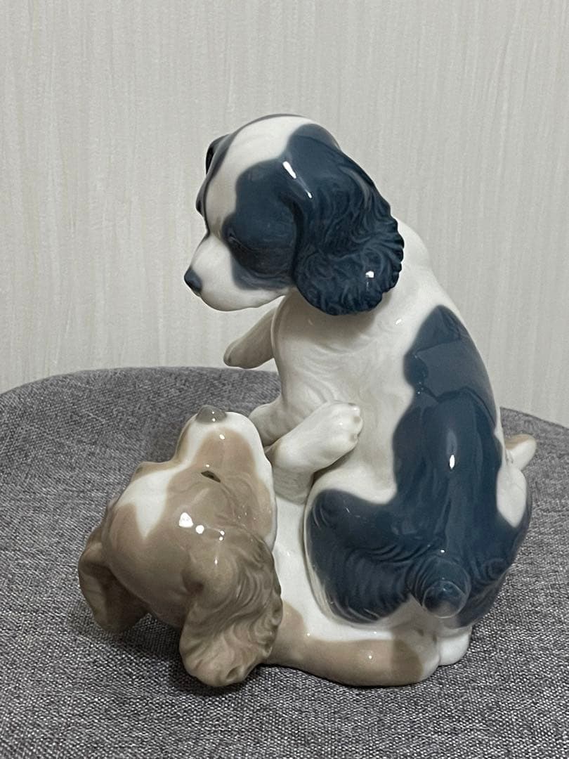 リヤドロの姉妹ブランド NAO 「いたずらっ子（犬）」スペイン磁器置物美品