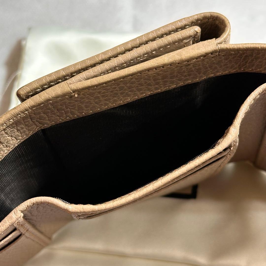GUCCI グッチ 三つ折り財布　ベージュ