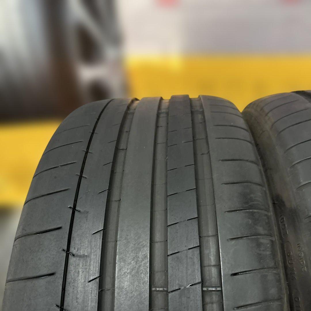 オ*ロ様 ◼️255/35ZR19◼️バリ山2本◼️ミシュラン◼️パイロットSS