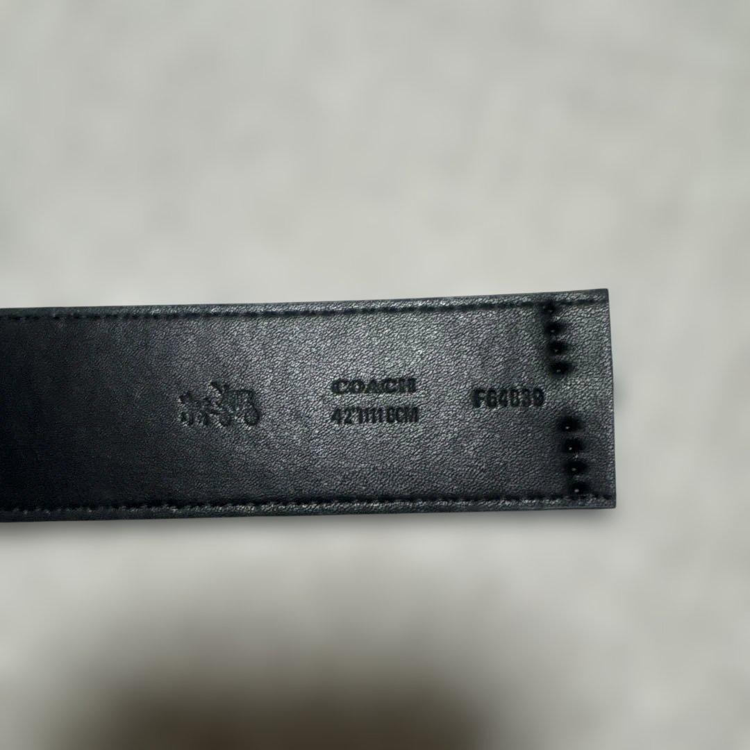COACH シグネチャーフリーサイズリバーシブルベルトギフト箱付き
