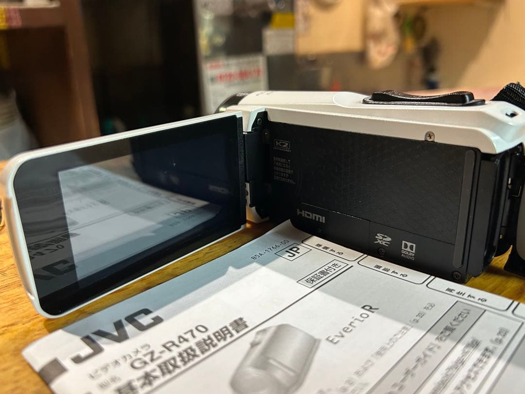 ビデオカメラ JVC Victor Everio GZ-R470-W