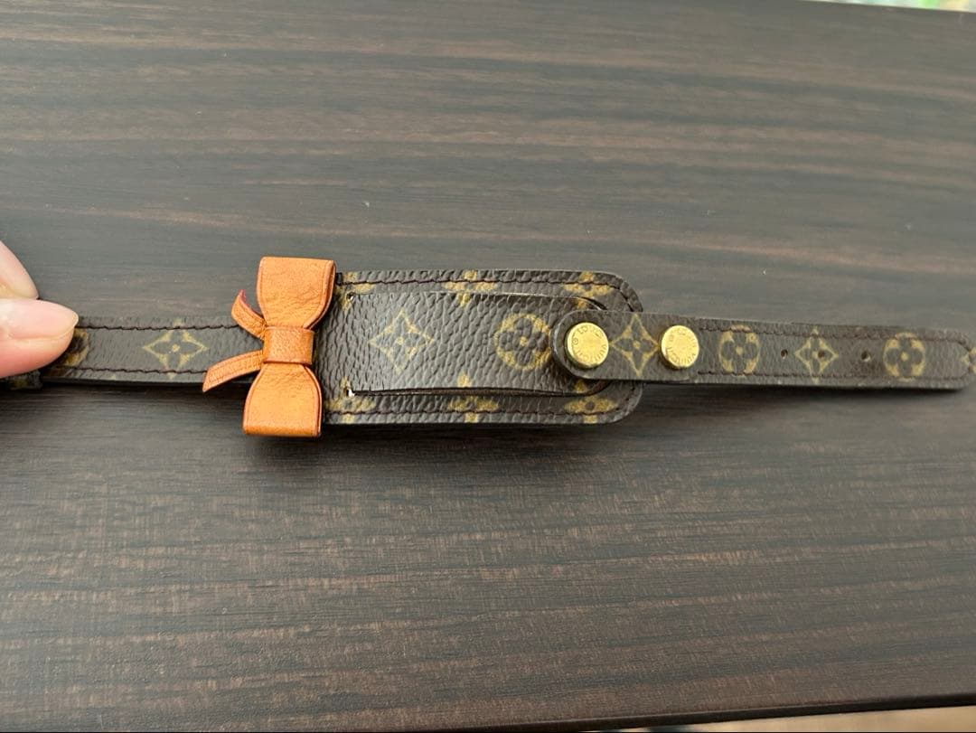 Louis Vuitton ブラウンレザー リボンブレスレット