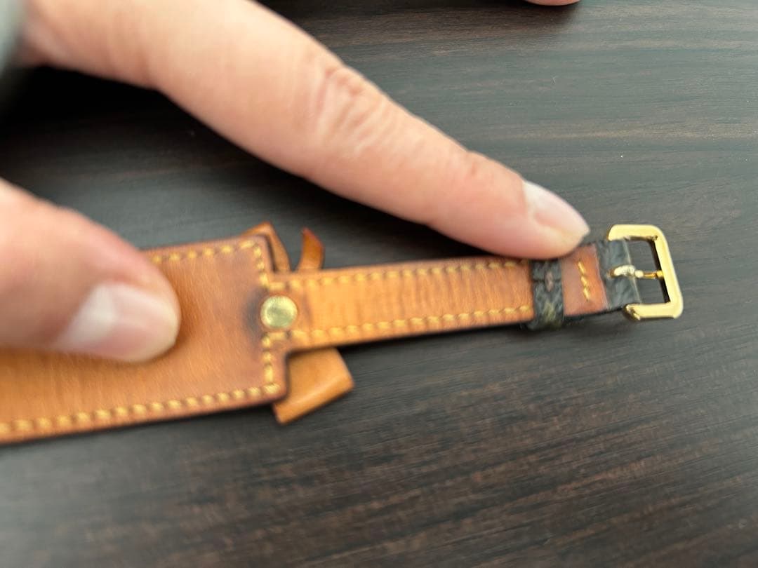 Louis Vuitton ブラウンレザー リボンブレスレット