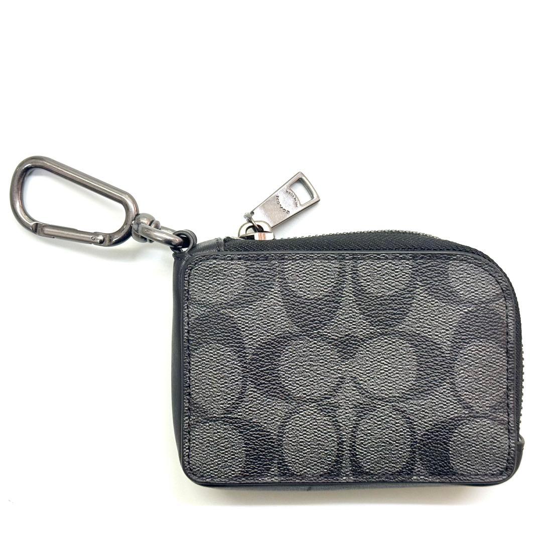 COACH コーチシグネチャーLジップ￼ケース/スマートキーケース