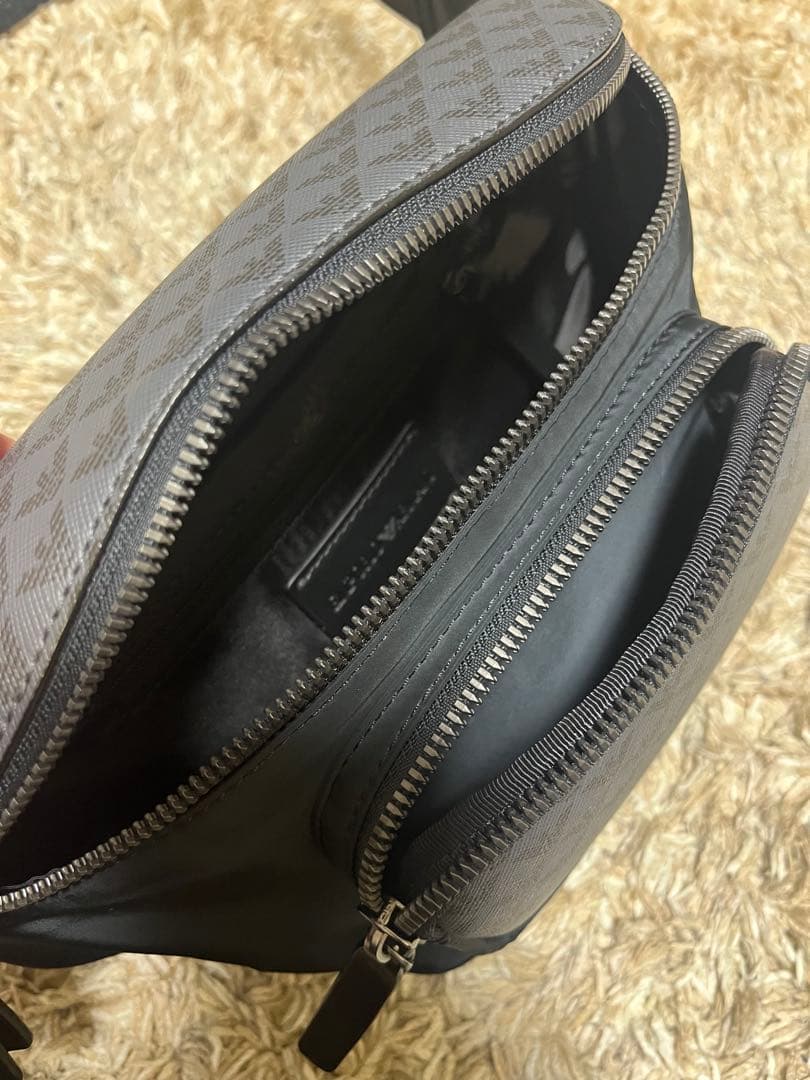 EMPORIO ARMANI バッグ