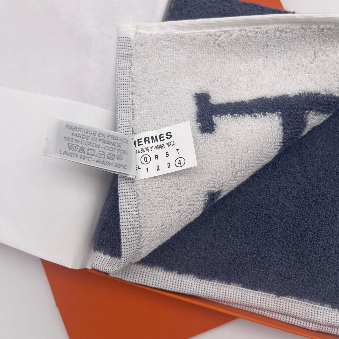 新品　HERMES ネイビー Hロゴ タオルハンカチ