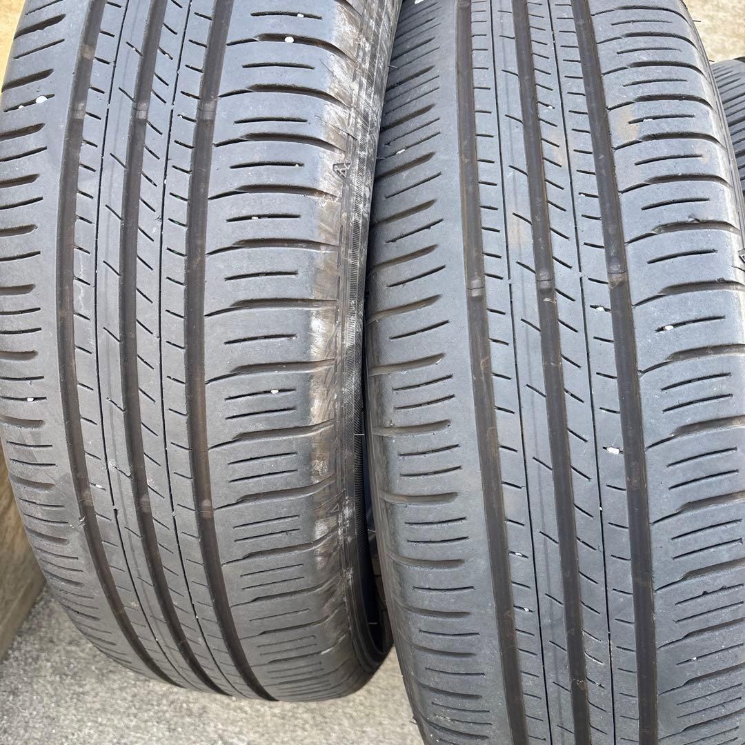 トム　タイヤのみ4本　185/65R15 ダンロップ　シエンタ等