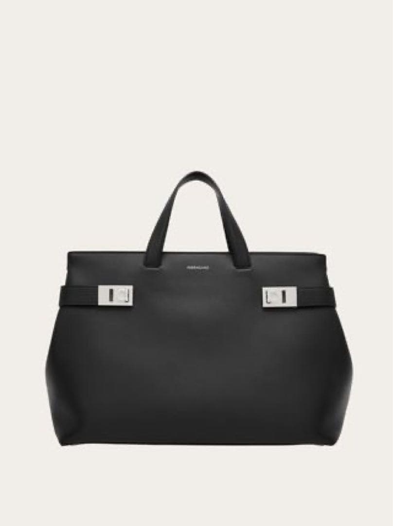3*s様 (最終値下げ)Ferragamo レザートートバッグ