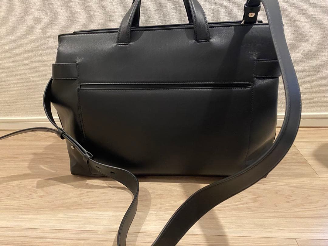 3*s様 (最終値下げ)Ferragamo レザートートバッグ