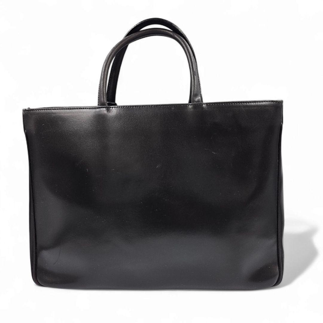 美品　FURLA　サフィアーノレザー　トートバッグ　A4可 ブラック　2way
