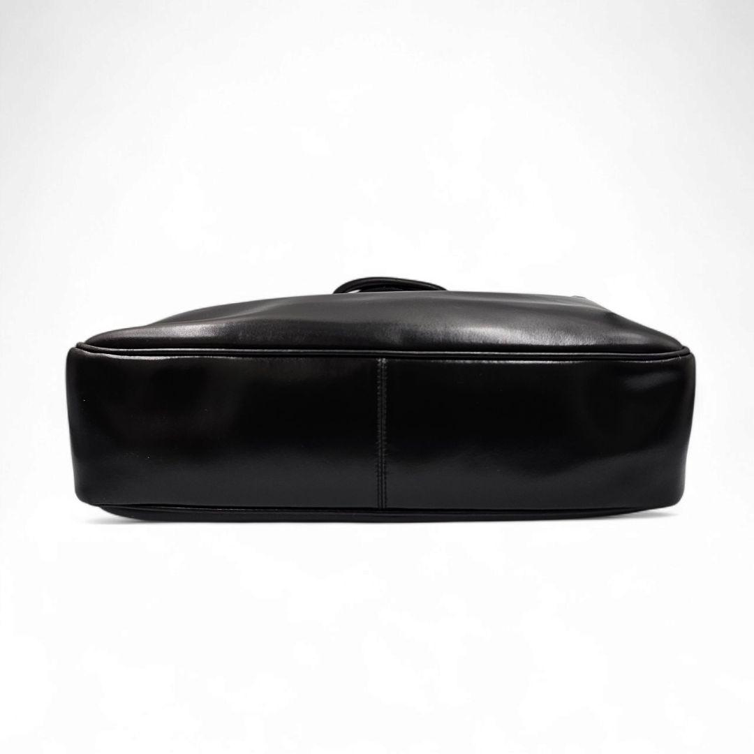 美品　FURLA　サフィアーノレザー　トートバッグ　A4可 ブラック　2way