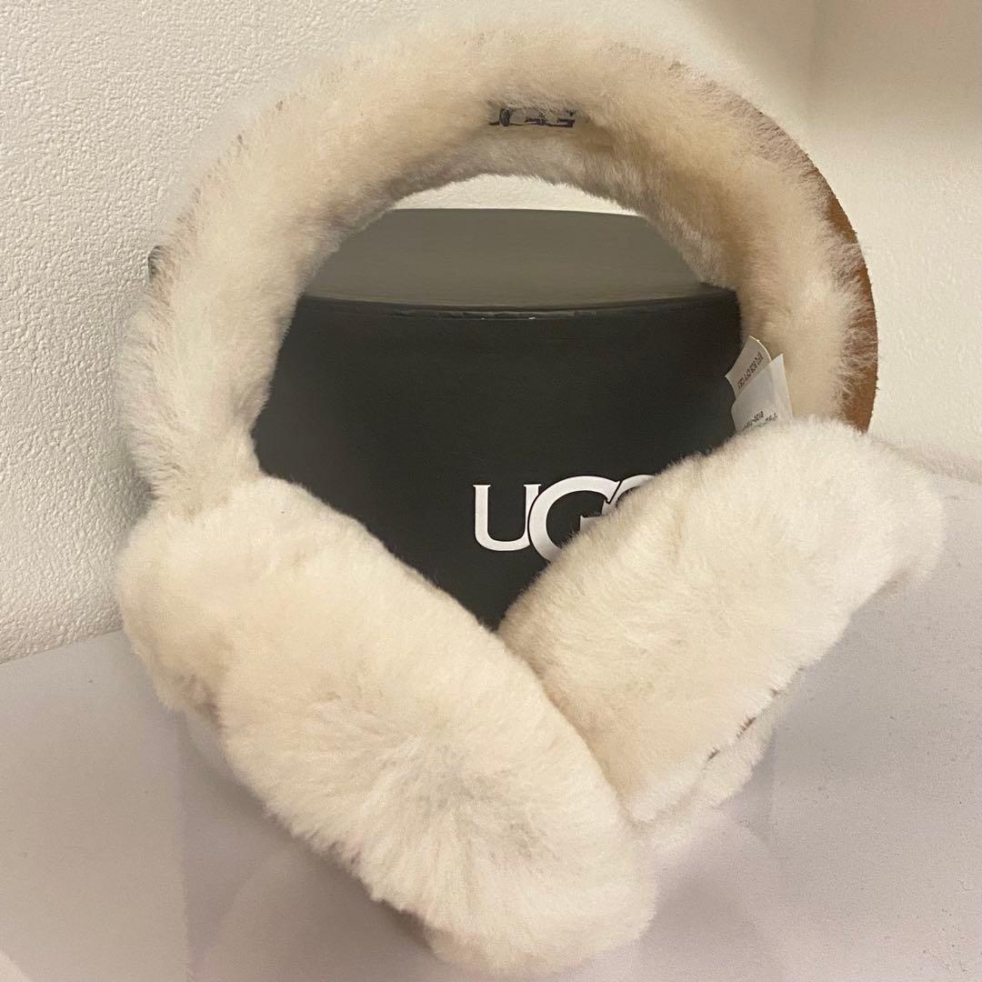 UGG シープスキン エンブロイダリー イヤーマフ美品