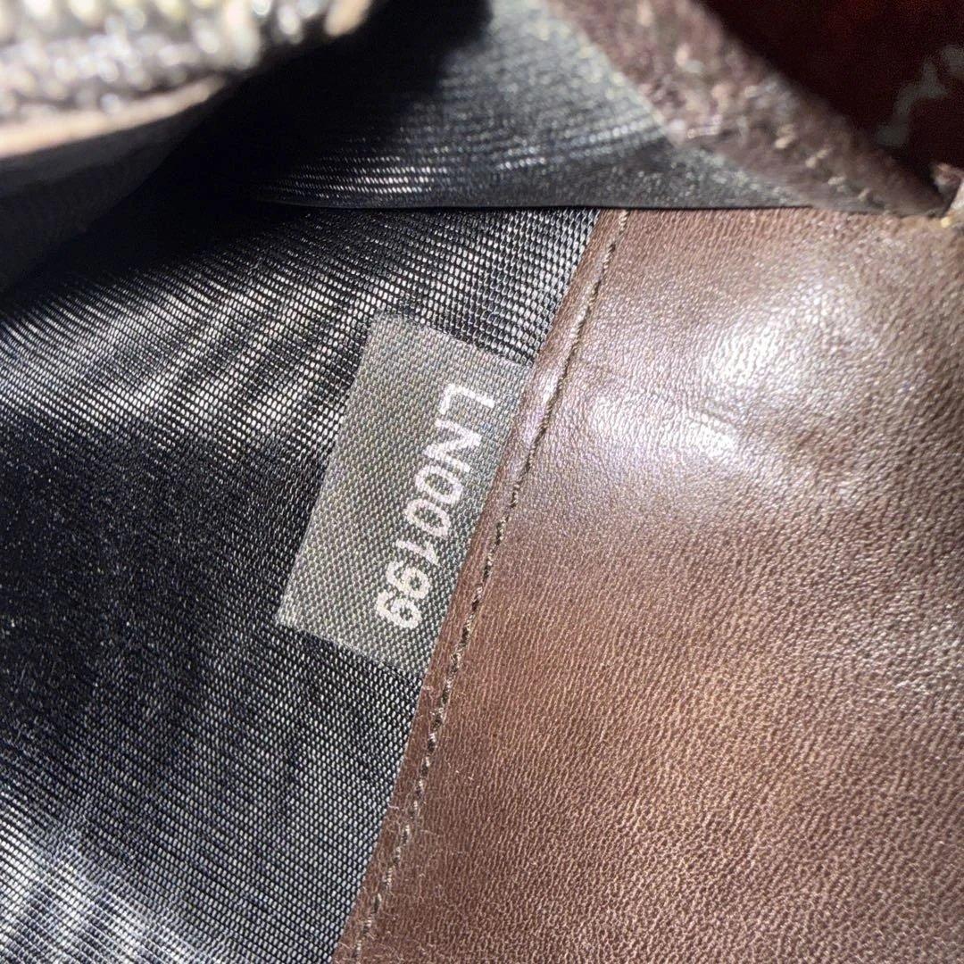 プラダ パイソン 長財布 PRADA 蛇革