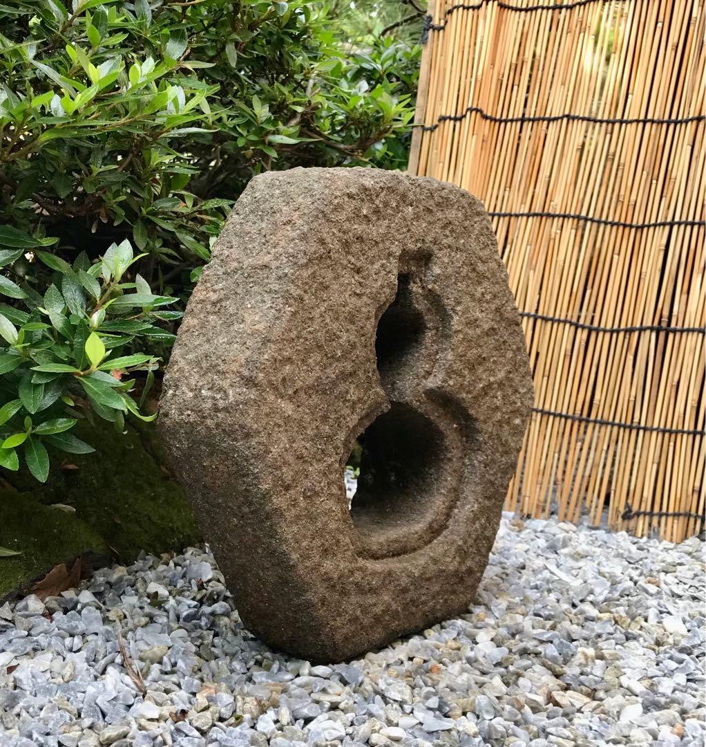 【天然石・瓢箪模様・屋上テラス灯篭・オブジェ・坪庭石灯篭・露地庭灯篭】造園水石