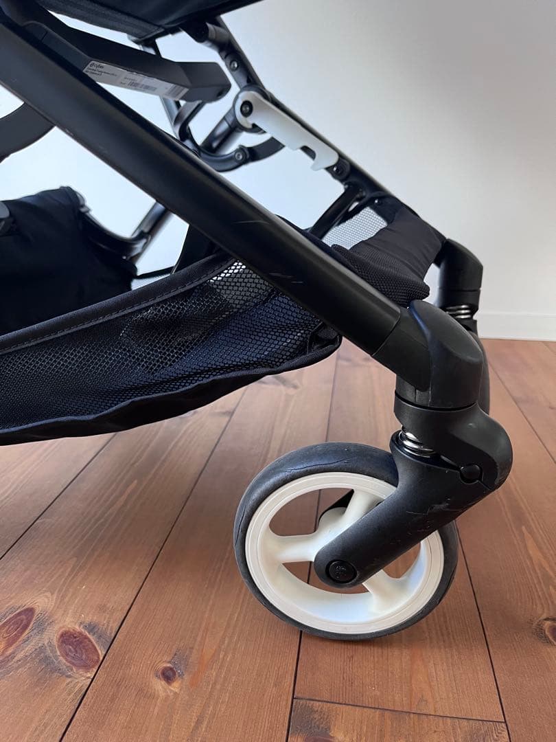 サイベックス リベル ブラック バンパー付き Cybex Libelle