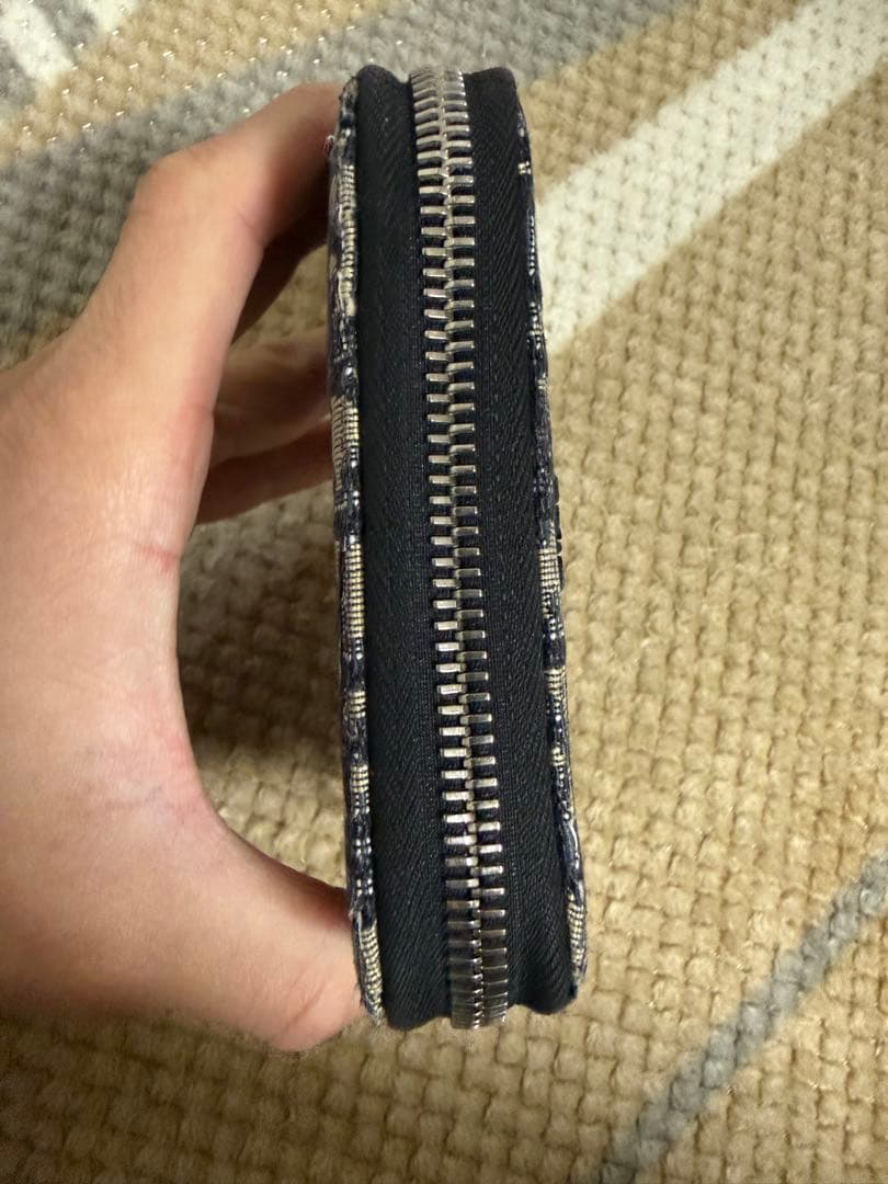 Dior モノグラム コンパクト財布