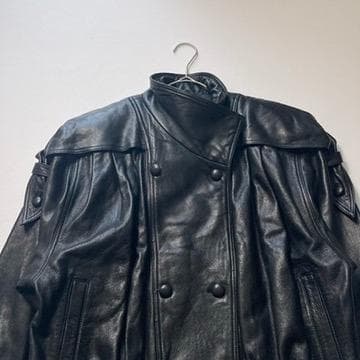 【美品】VINTAGE　90s 本革 レザージャケット 短丈 黒 日本製 y2k