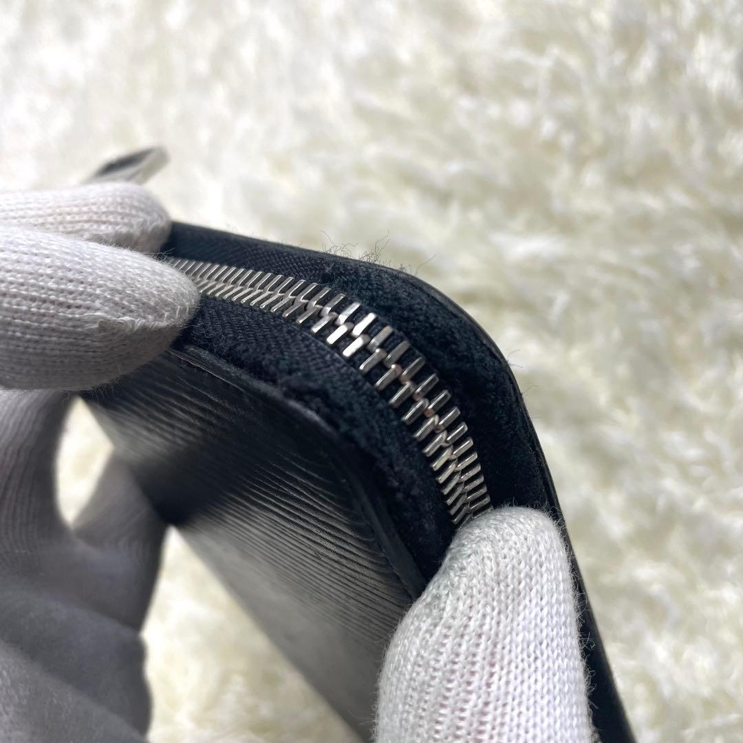 ルイヴィトン ジッピーウォレット ヴェルティカル タイガ ブラック