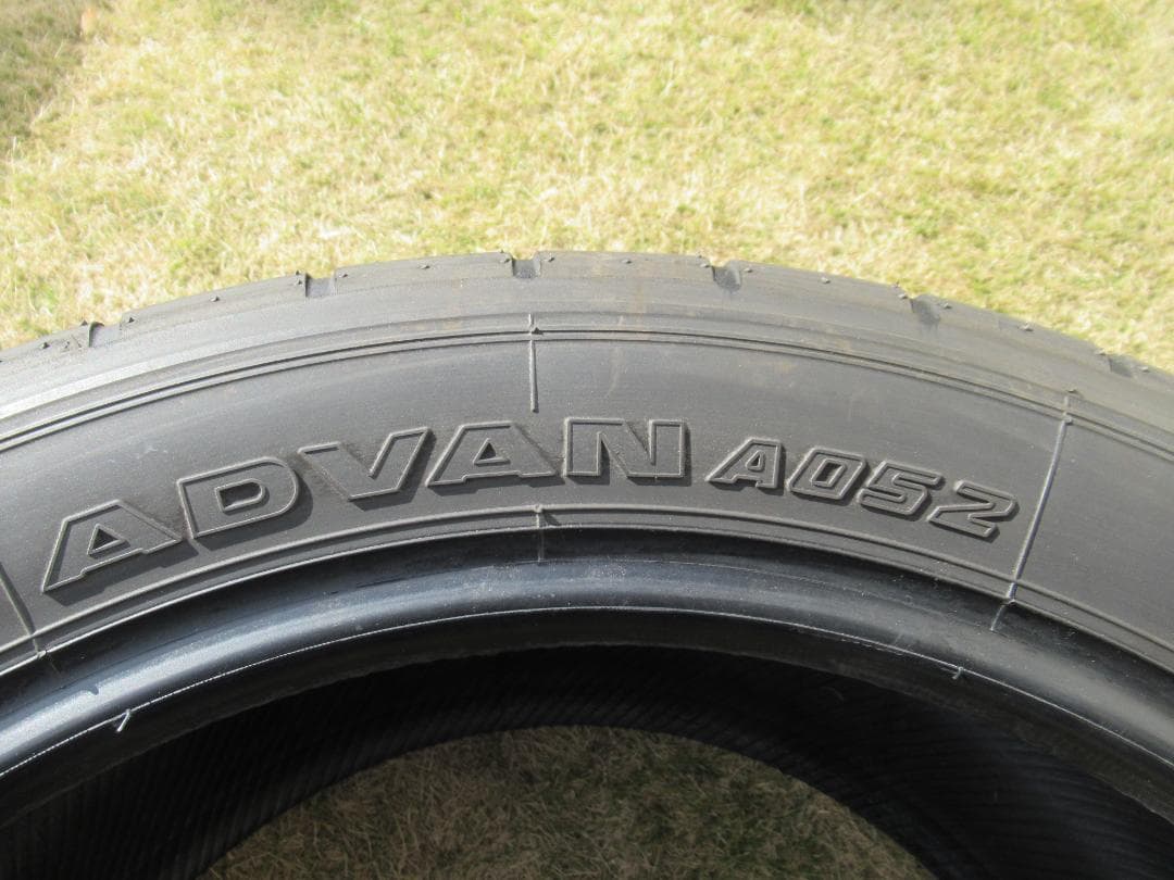 ☆送料無料 2023年製造 室内保管☆A052 255/40 R17インチ☆