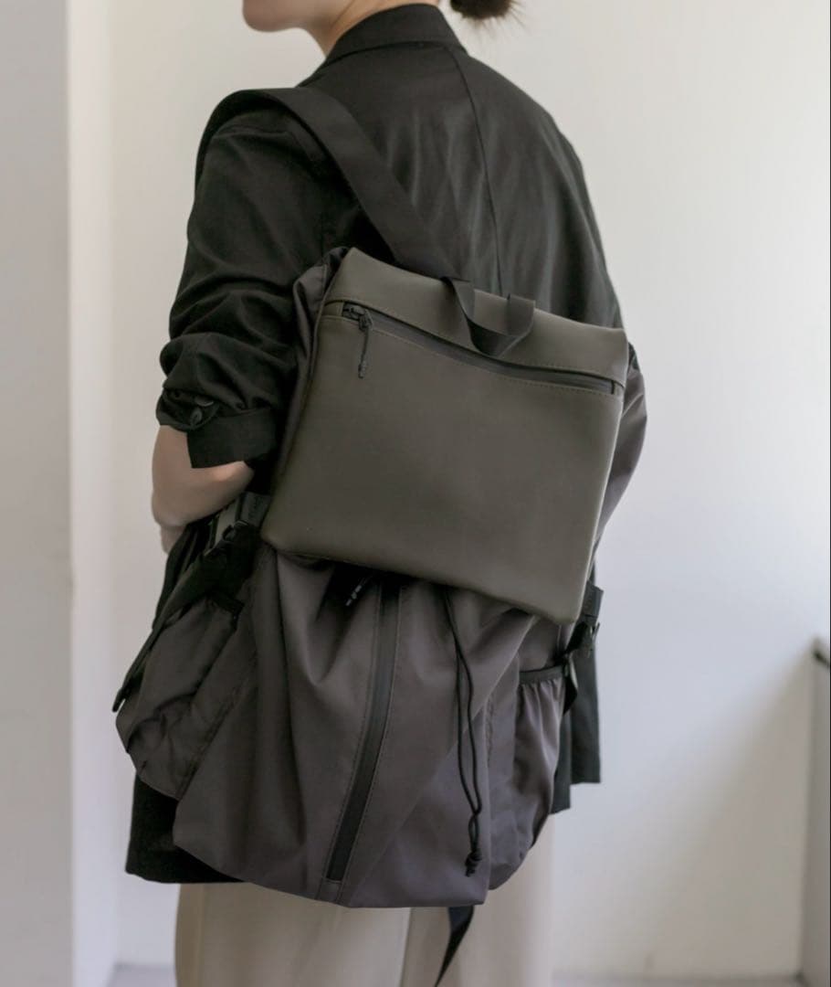 BURLAPOUTFITTER×ear】　レザーコンビライトリュック　カーキ