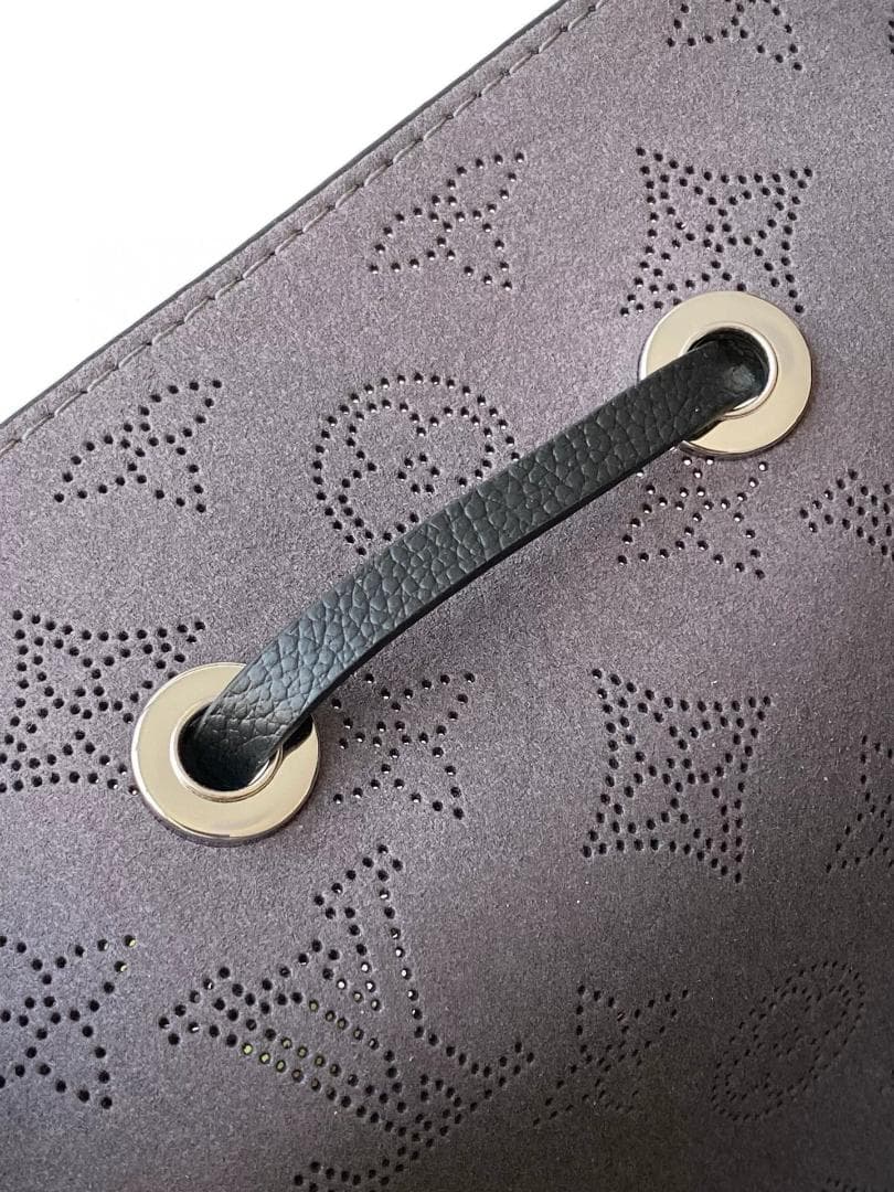 ルイヴィトン マヒナ ベラ 2way チェーン ショルダーバッグ*M57070