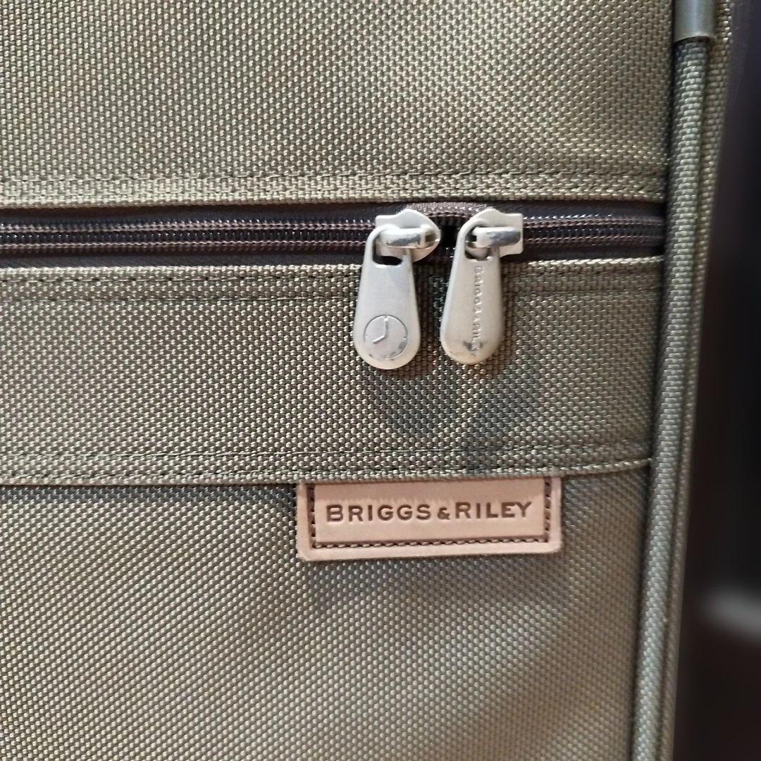 Briggs & Riley キャリーケース　拡張機能付