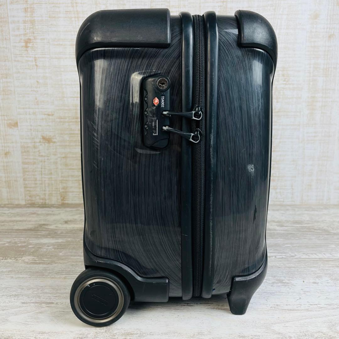 TUMI トゥミVAPOR 2輪コンパクトキャリーケース　機内持込可能【25L】