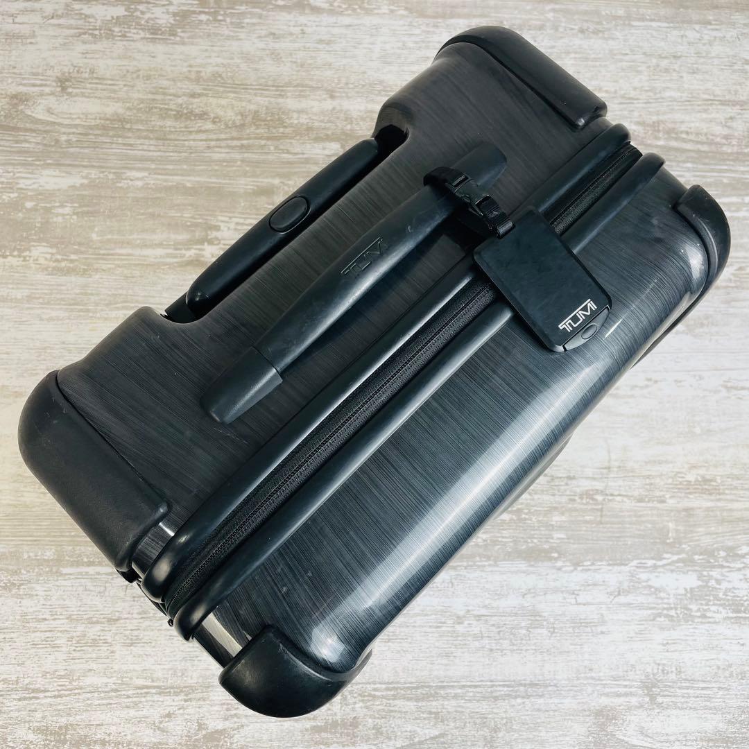 TUMI トゥミVAPOR 2輪コンパクトキャリーケース　機内持込可能【25L】